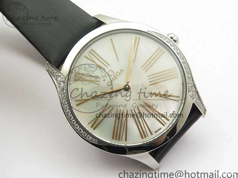 0410 StreetReady Ladies’ De Ville Trésor Diamond SS 3AF 1:1 Best Edition White MOP Dial RG Markers On Black Fabric strap Swiss Quartz 7884